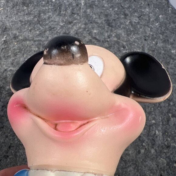 Vtg DELL WALT DISNEY HITCHHIKING HOBO MICKEY MOUSE SQUEAKY TOY - Picture 12 of 15